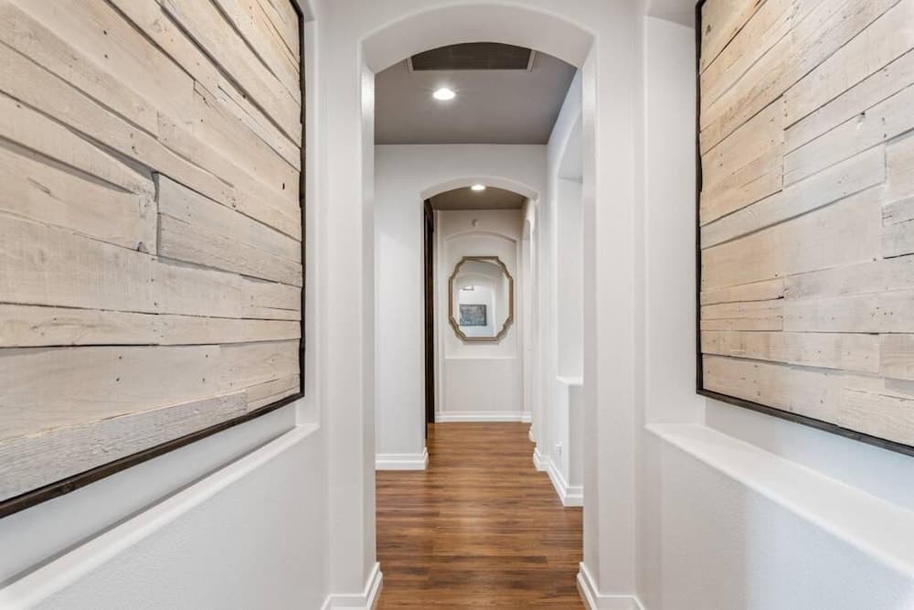 Summer Resort Style Living - Image 22