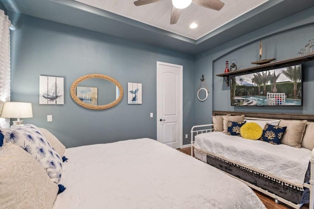 Summer Resort Style Living - Image 23