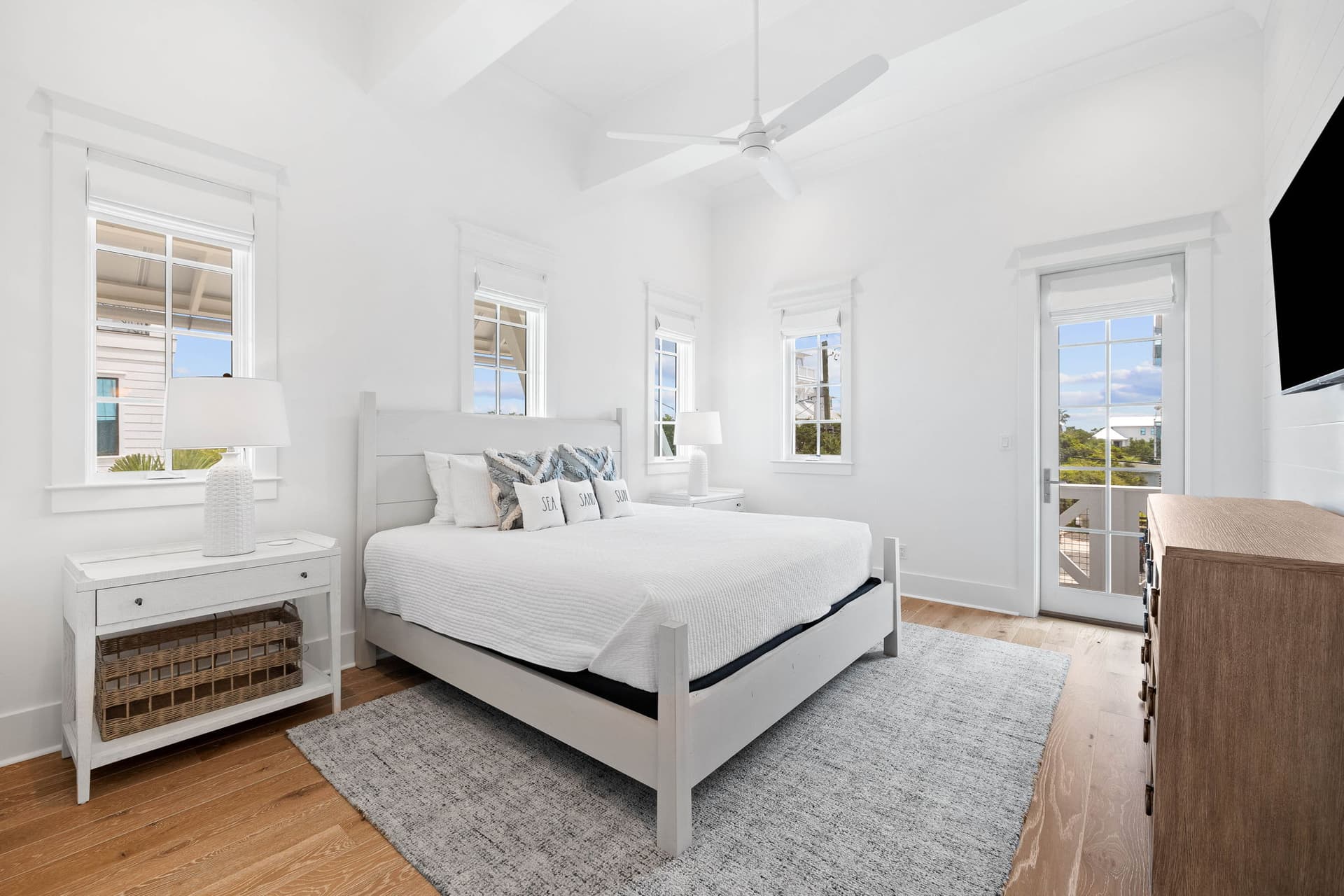 Summer Villa - Image 15