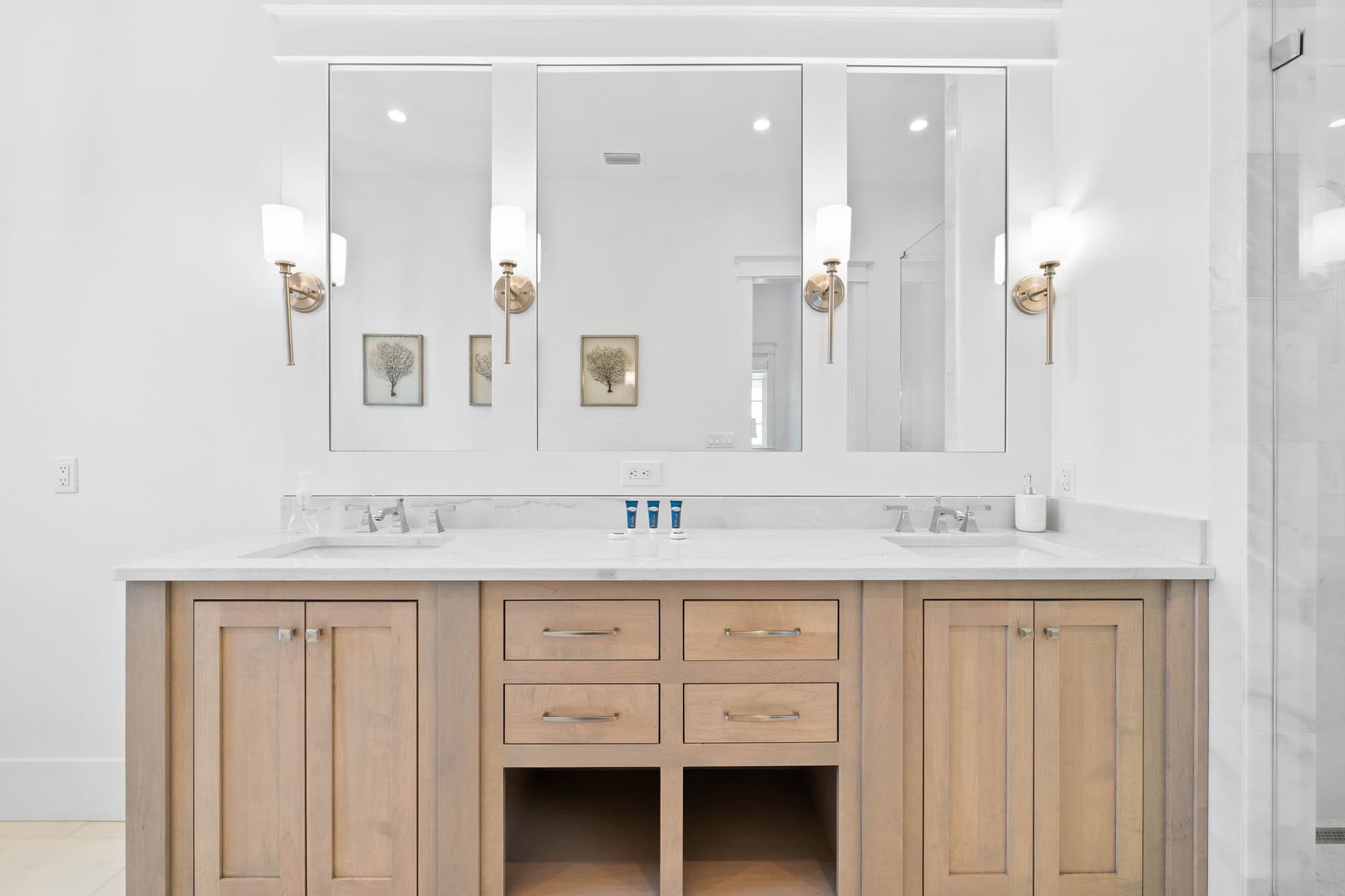 Summer Villa - Image 29