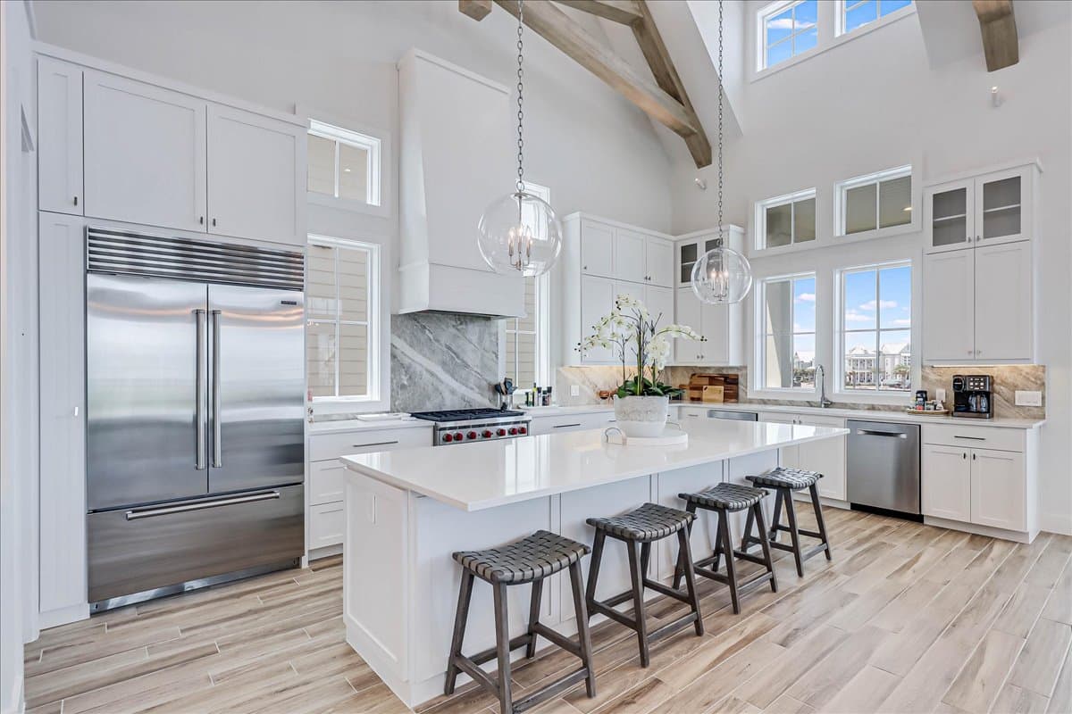 Summer Wind - Image 5