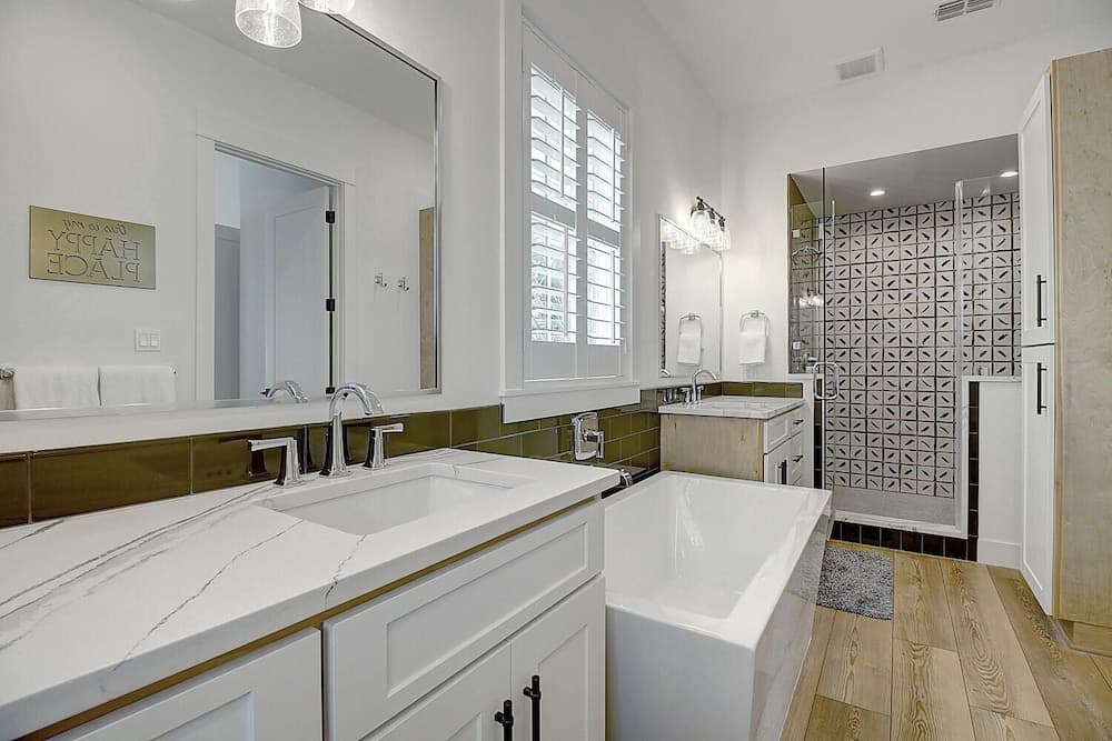 Summersalt Shores #112 - Image 19