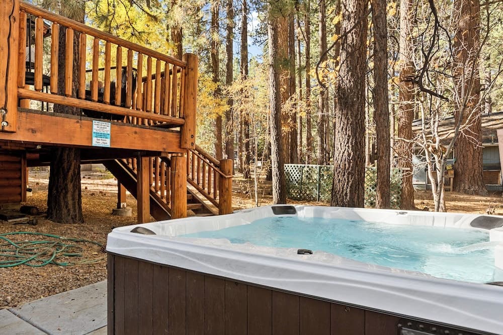 Summit Pine Lodge - Image 49