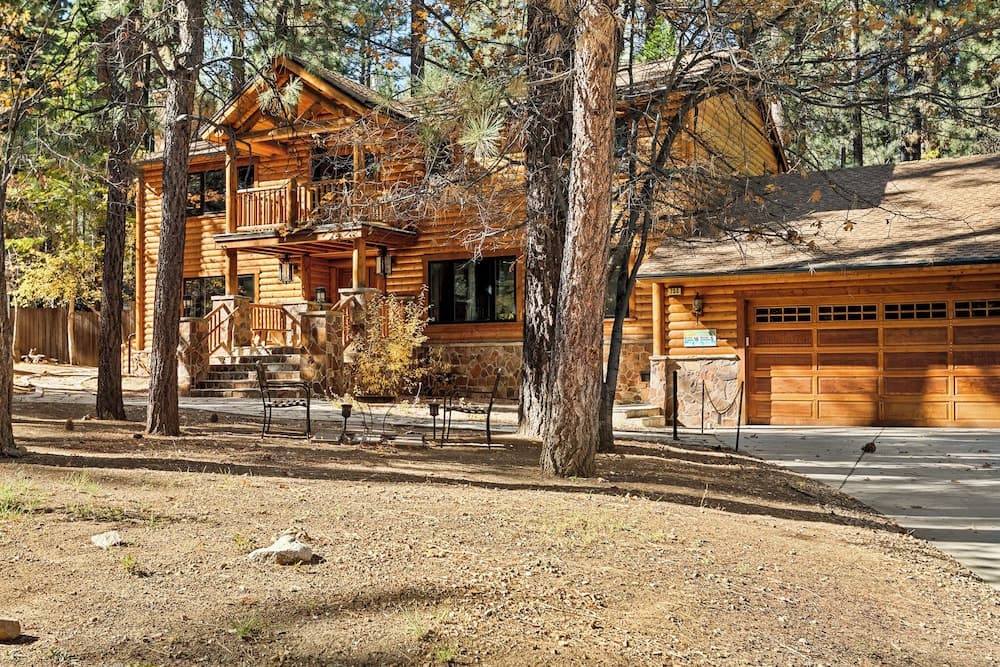 Summit Pine Lodge - Image 56