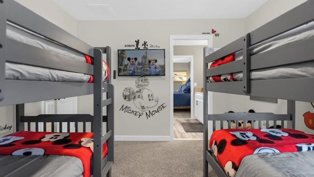 Sun Gathering House - Image 11