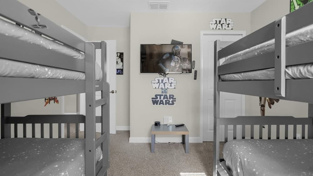 Sun Gathering House - Image 12