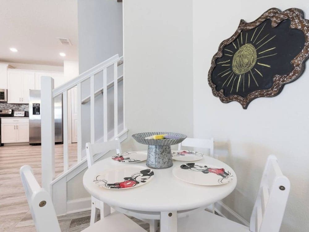 Sun Gathering House - Image 16