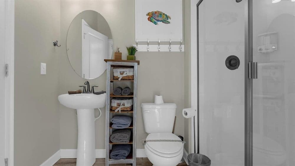 Sun Gathering House - Image 27