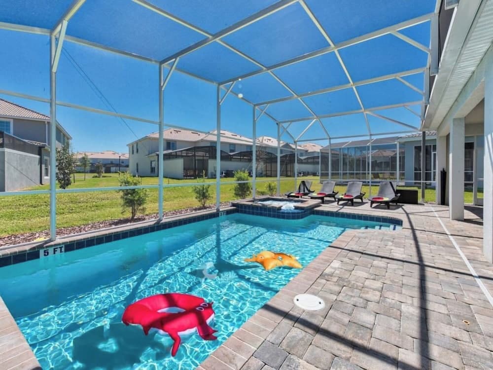 Sun Gathering House - Image 42