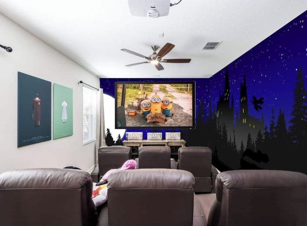 Sun Gathering House - Image 45