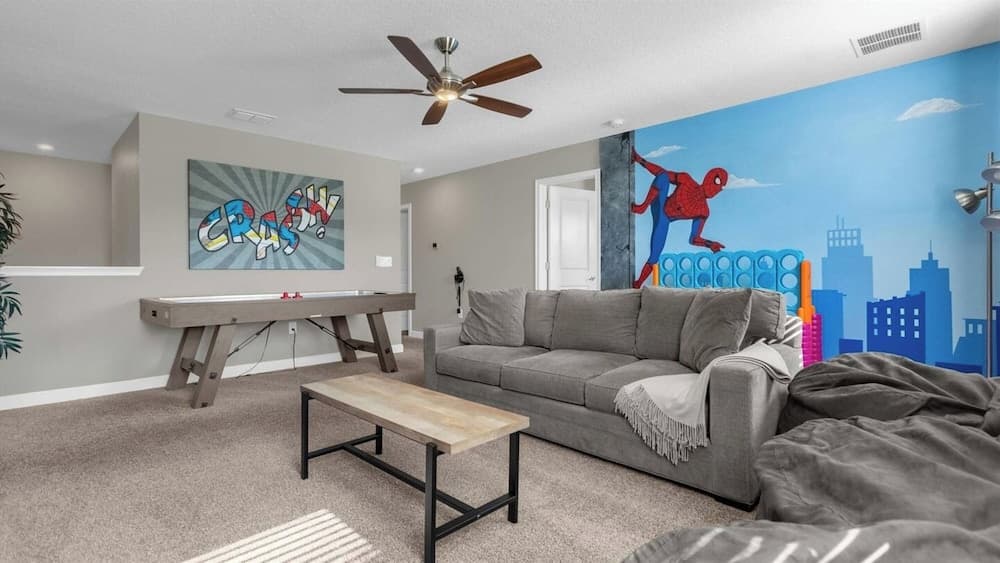 Sun Gathering House - Image 49