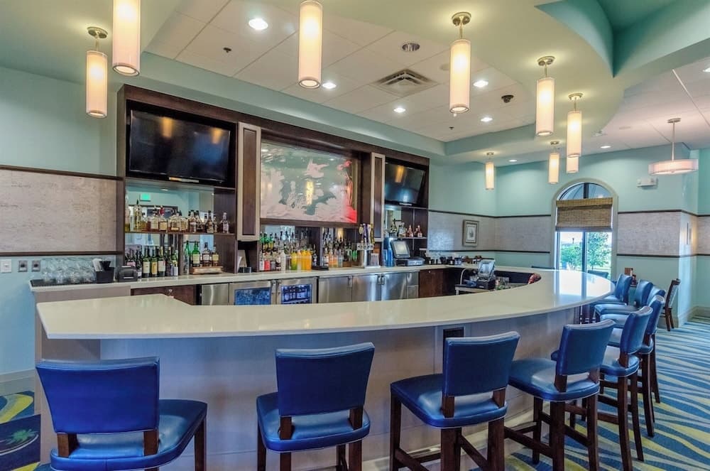 Sun Gathering House - Image 50