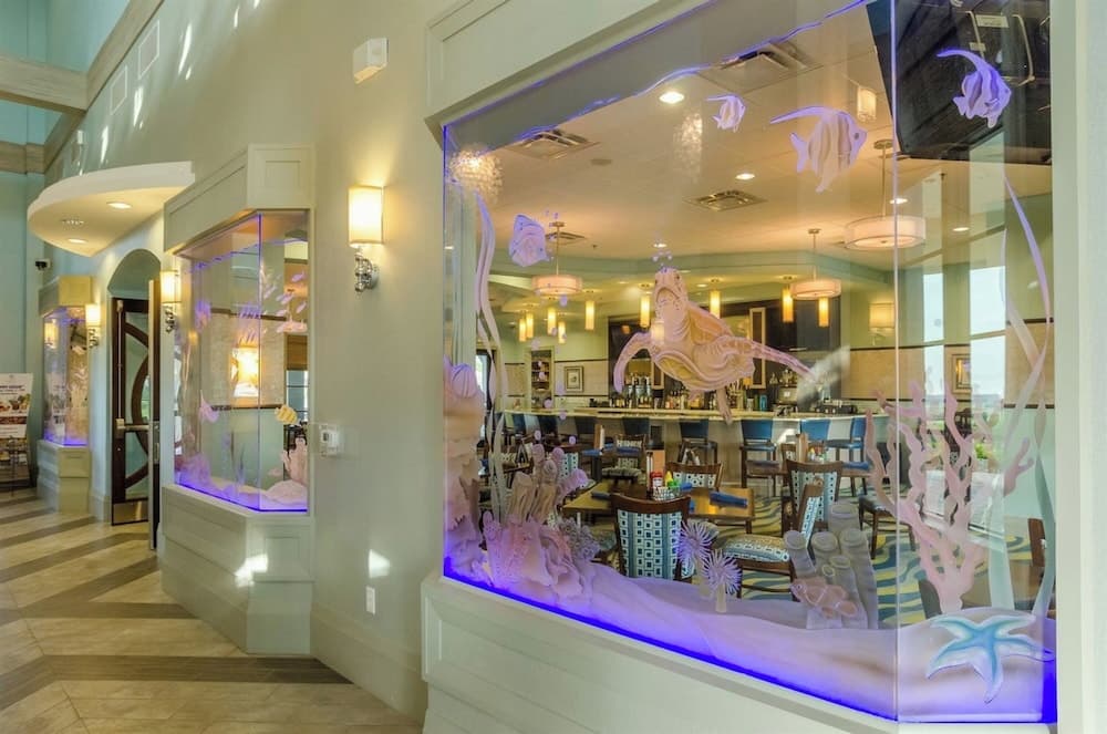 Sun Gathering House - Image 58