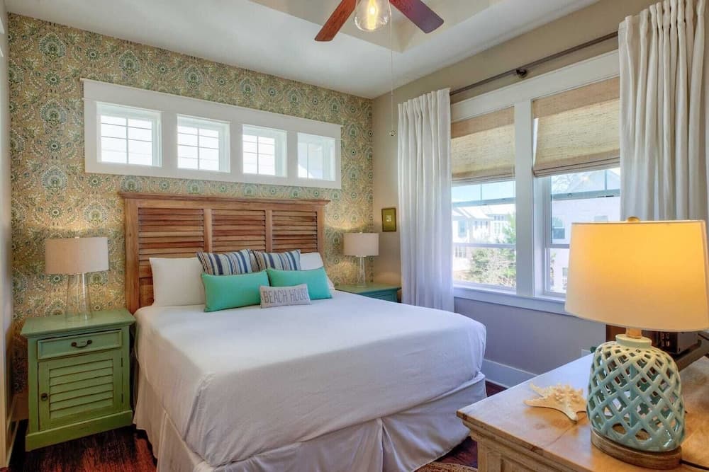 Sun & Sand - Image 4