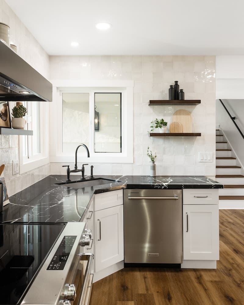 Sunburst Estate - Image 10