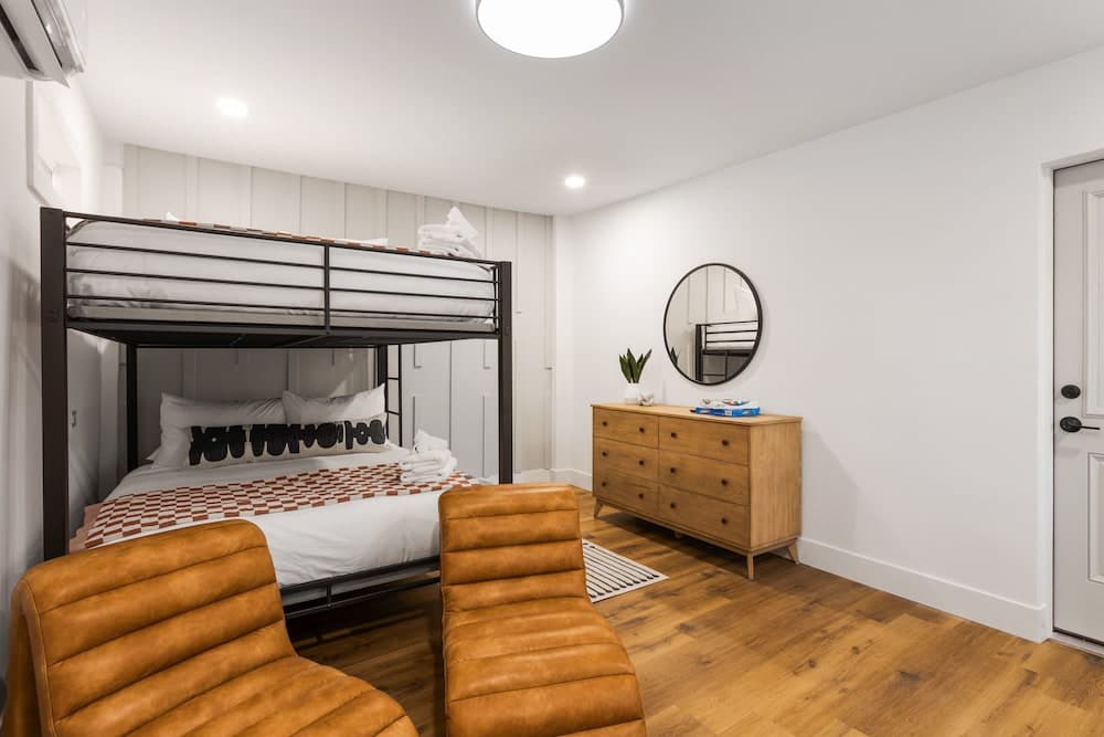 Sunburst Estate - Image 44