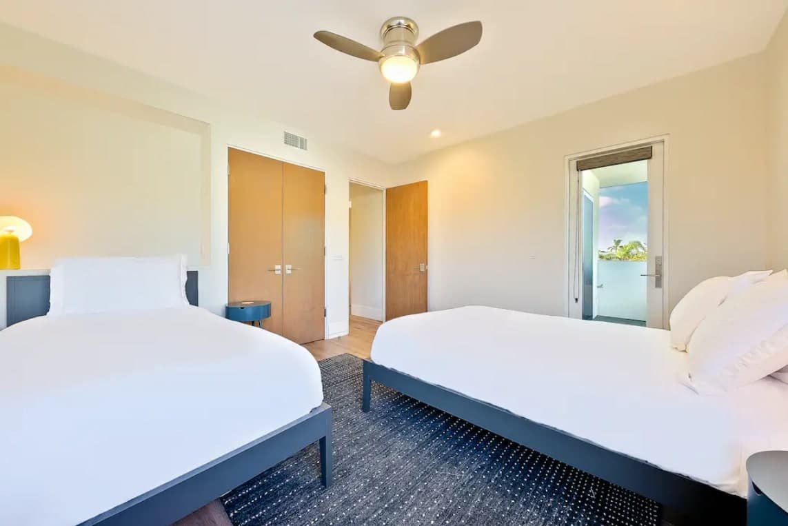 Sunny Shores - Image 12