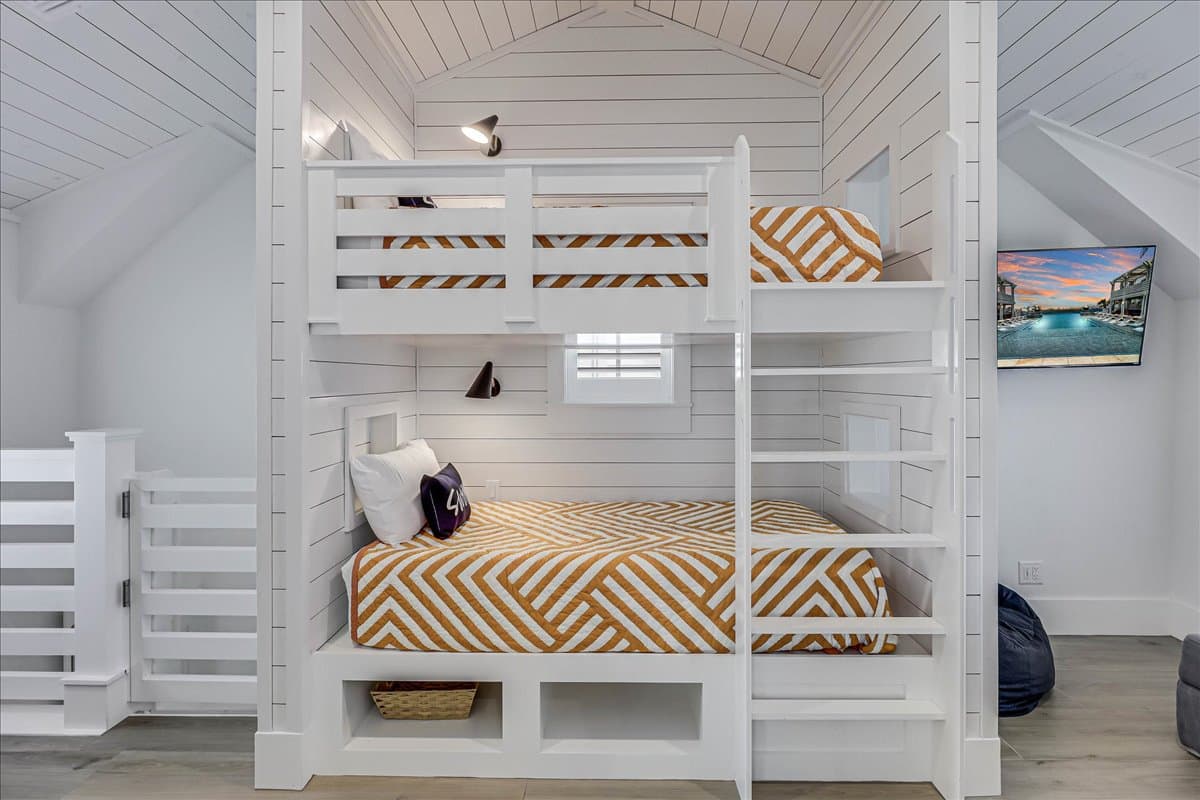 Sunnyside Up - Image 16