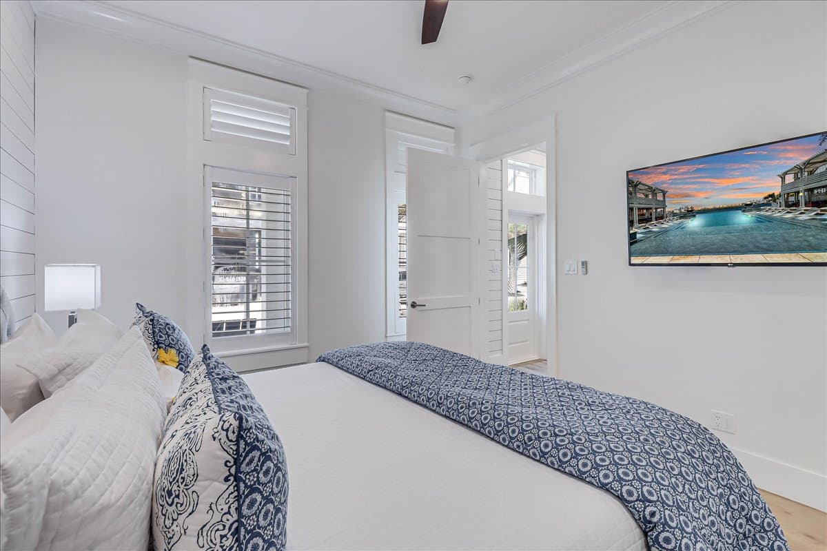 Sunnyside Up - Image 31