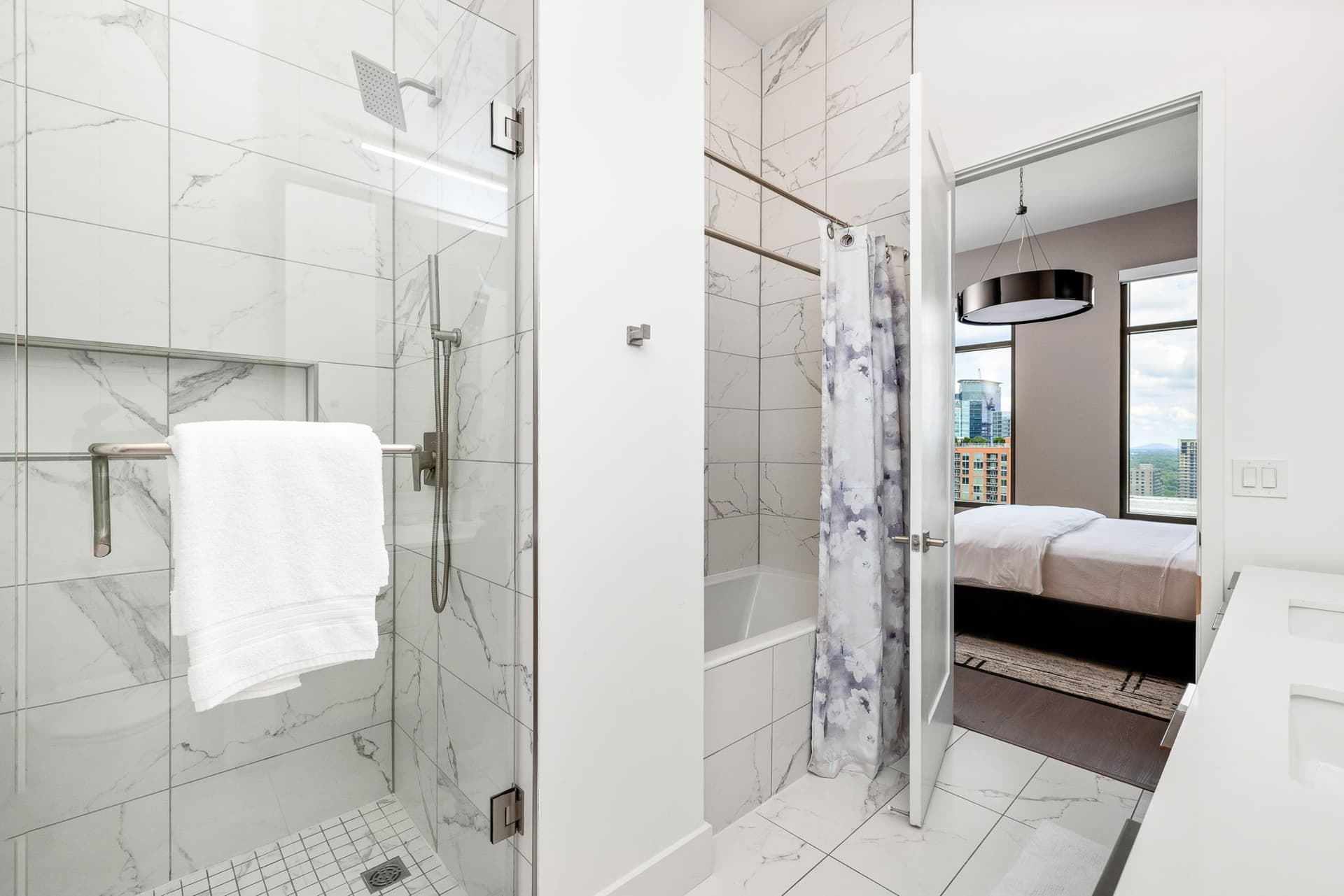 Sunrise Serenity Penthouse - Image 20