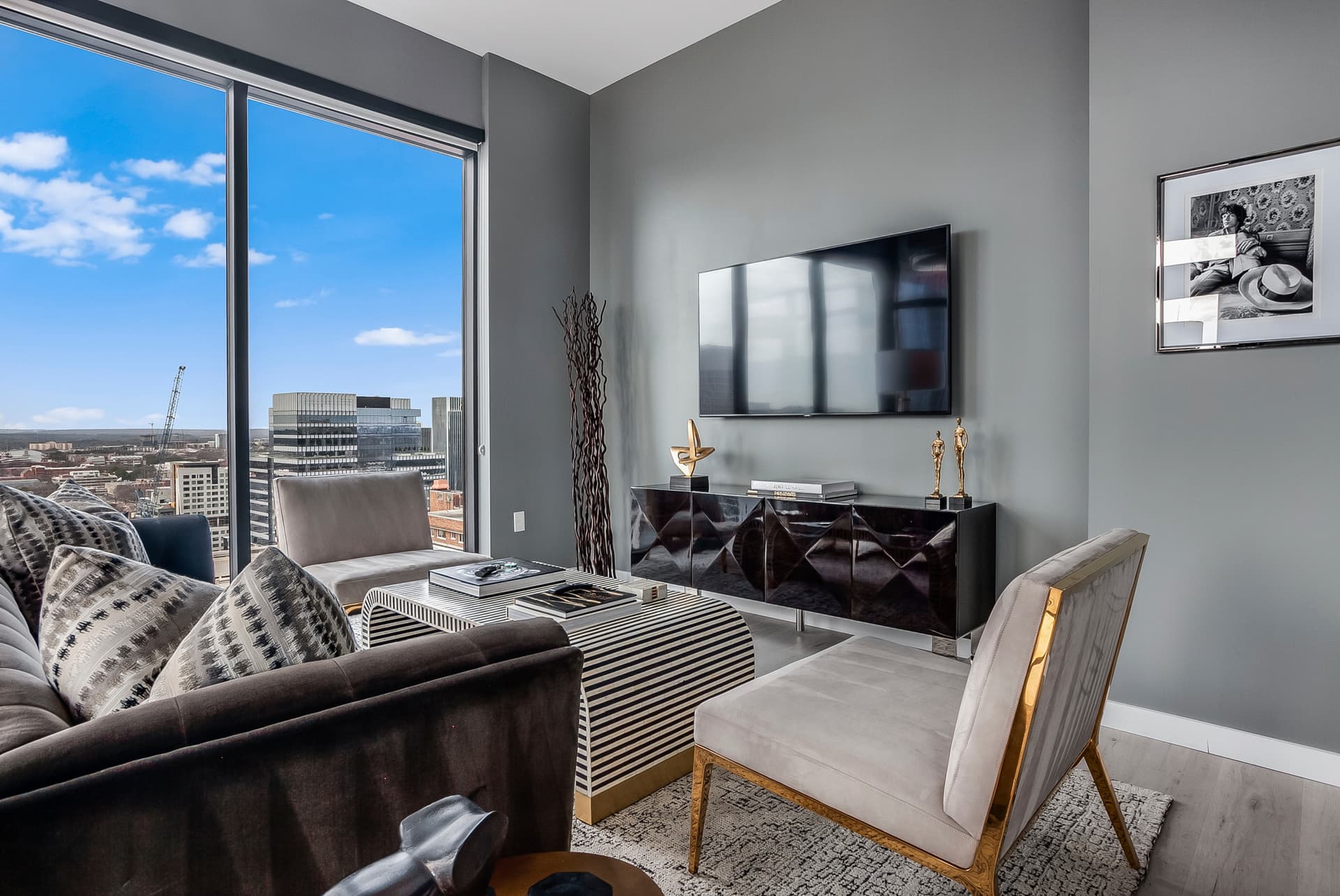 Sunset Boulevard - Image 3