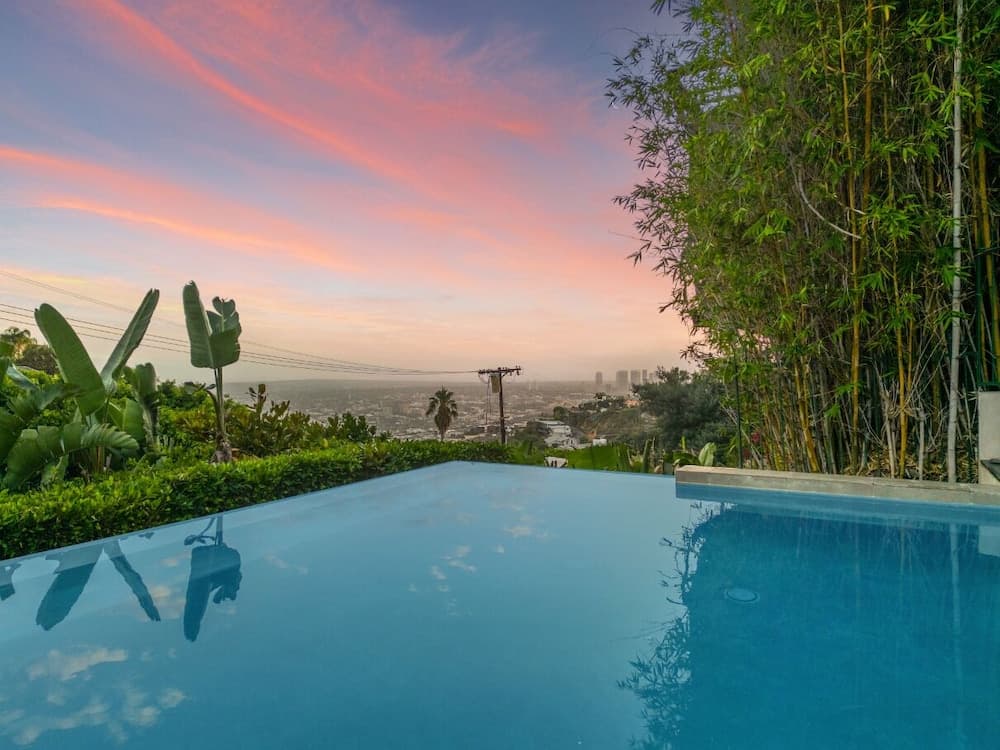 Sunset Heights Modern Villa - Image 22