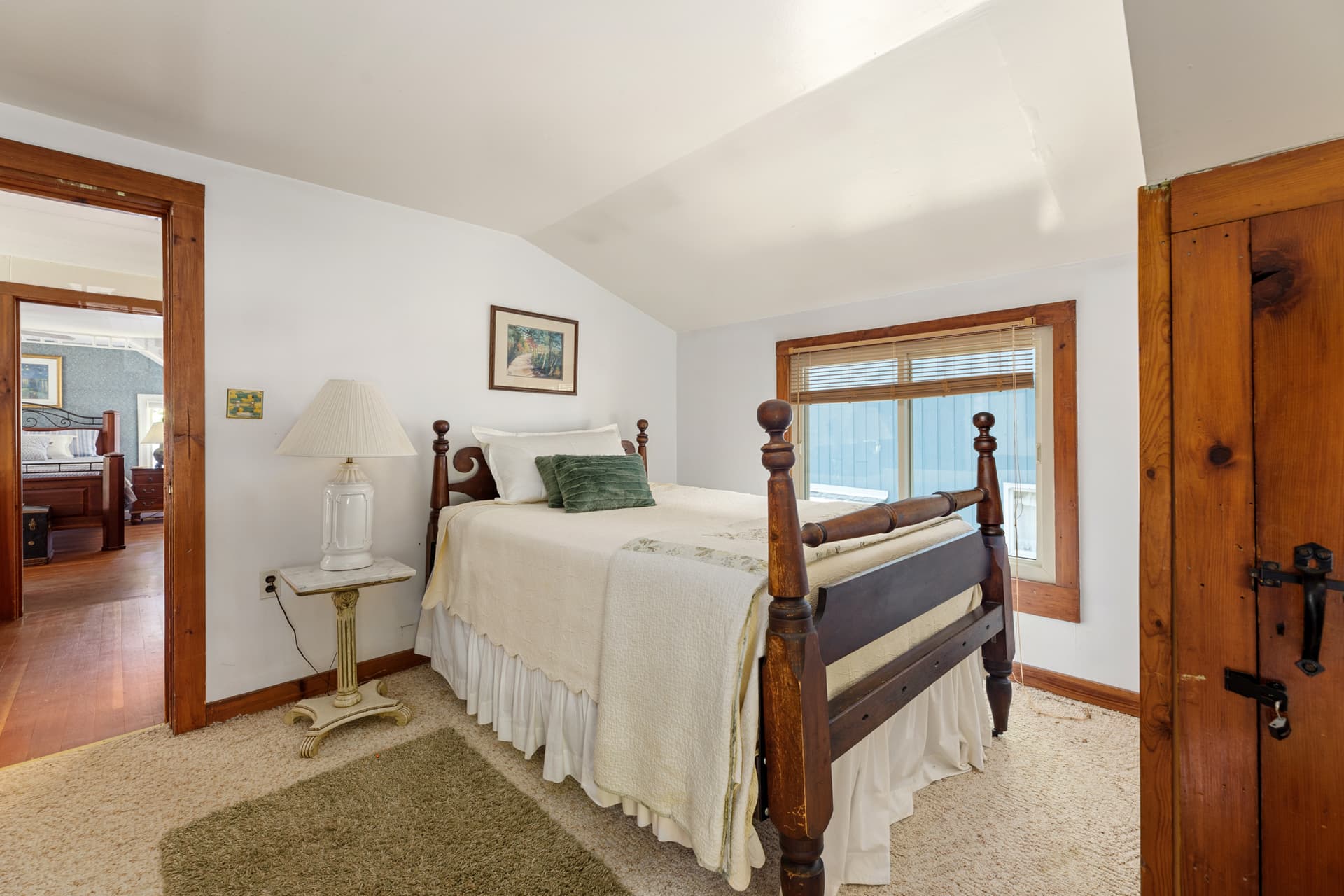 Whispering Pines Hideaway - Image 18