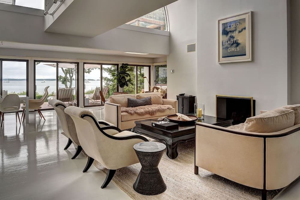 Sunset Beachfront Villa - Image 5