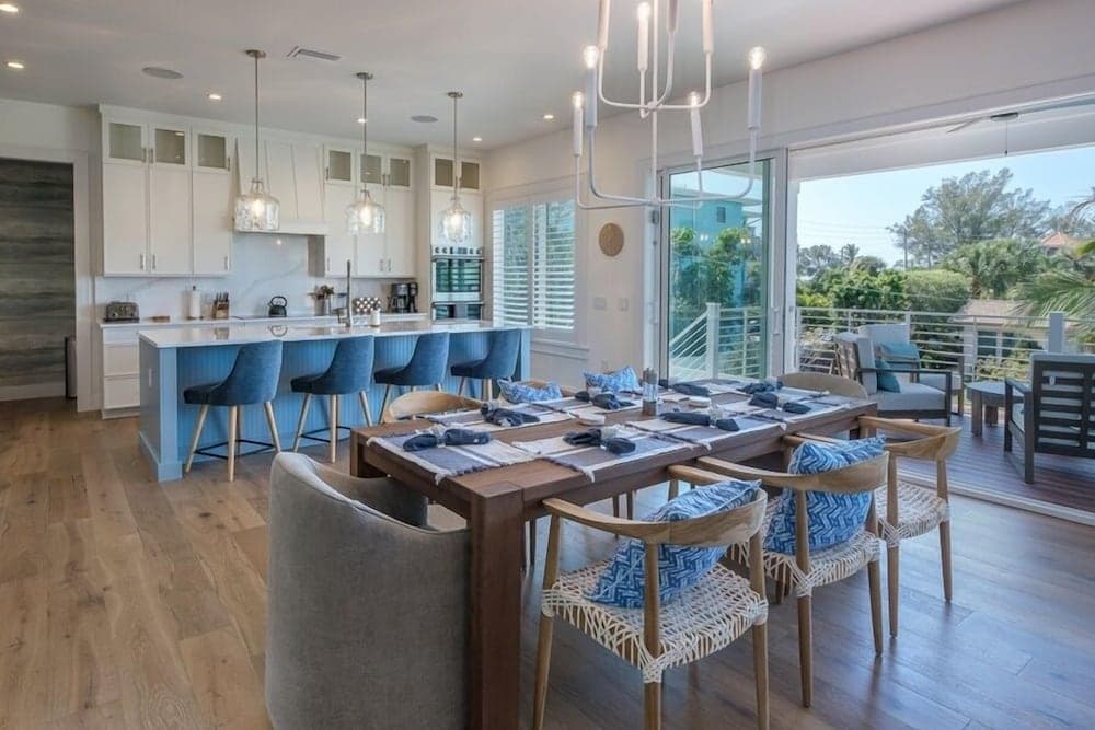 Sunshine & Good Times - Image 5