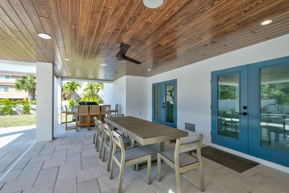 Sunshine & Good Times - Image 47