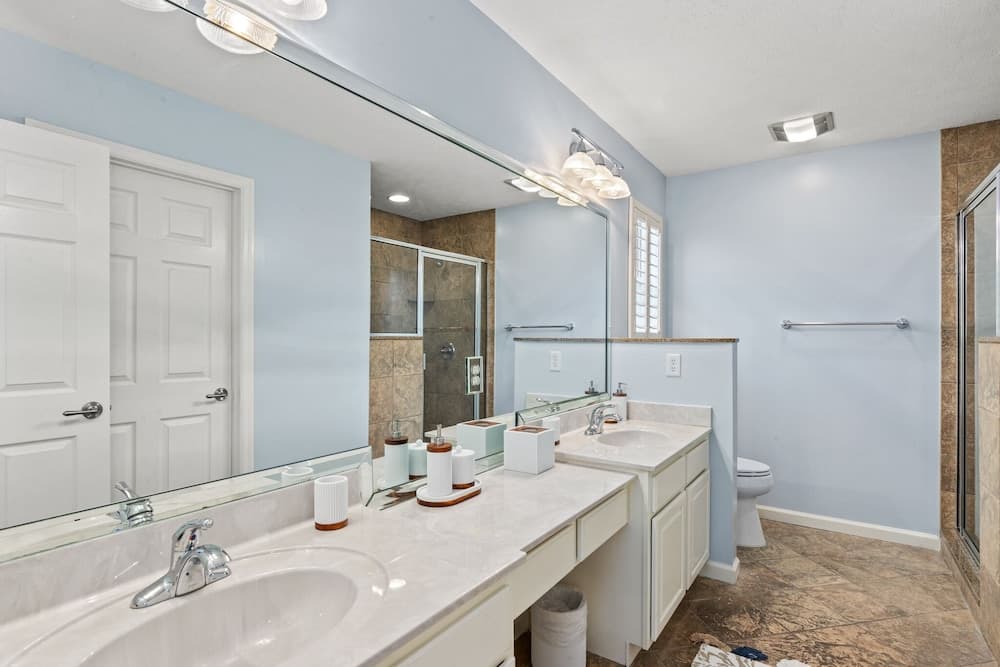 Sunshine House - Image 17