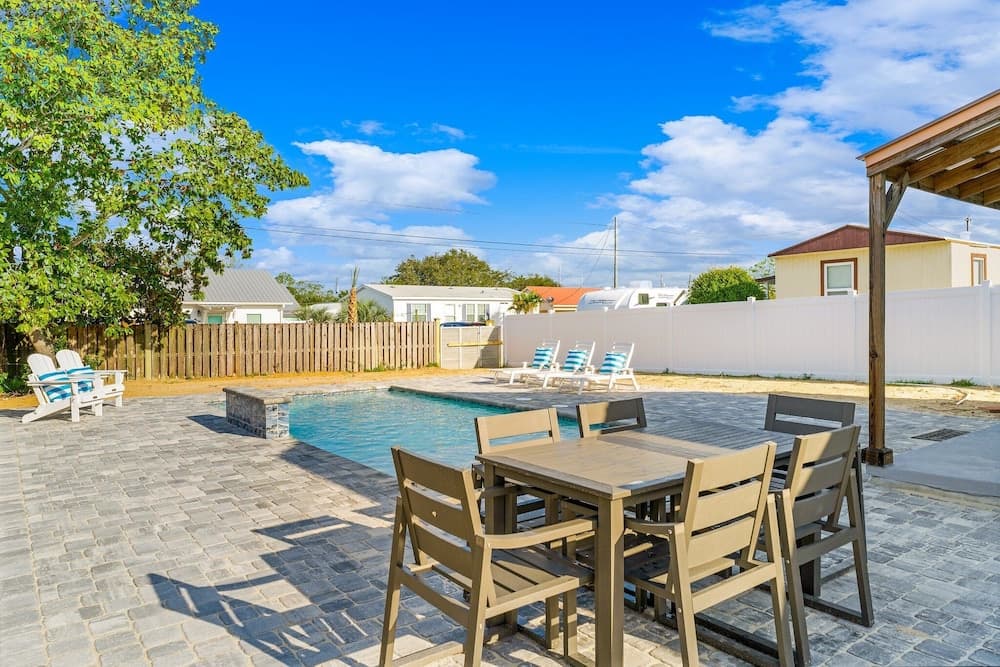 Sunshine House - Image 22