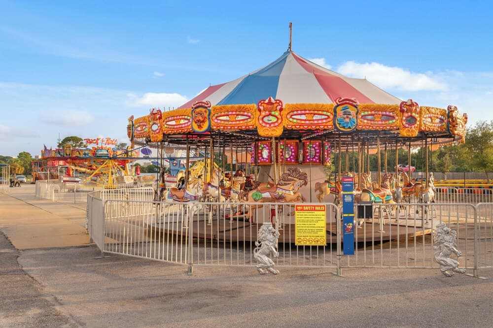 Sunshine House - Image 50