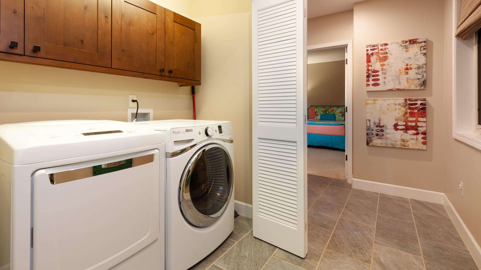 Sunshine Oasis - Image 23