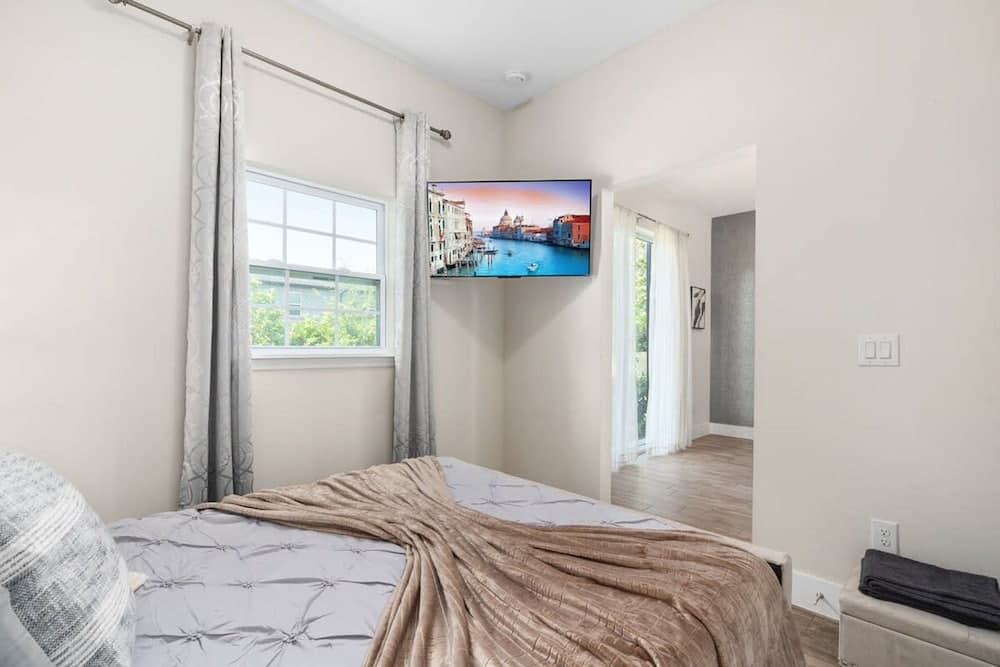 Bright Nest - Image 6