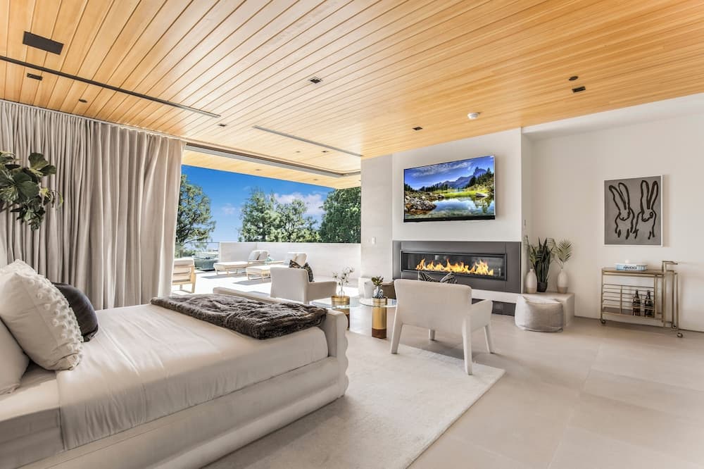 Swallow Sanctuary - Image 13