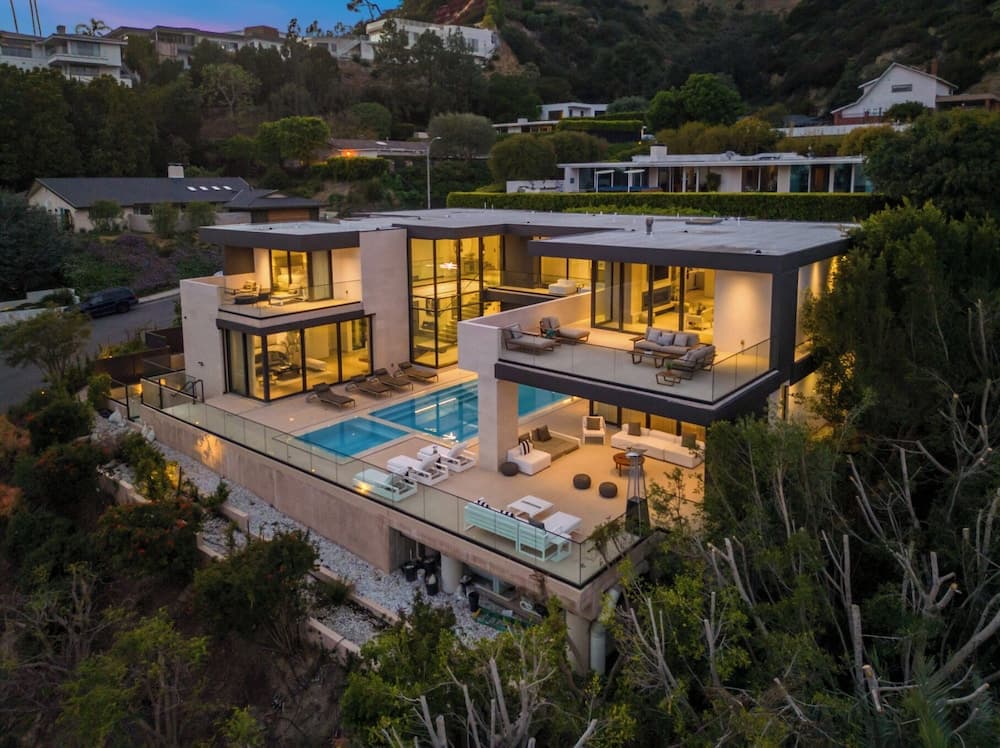 Swallow Sanctuary - Image 70