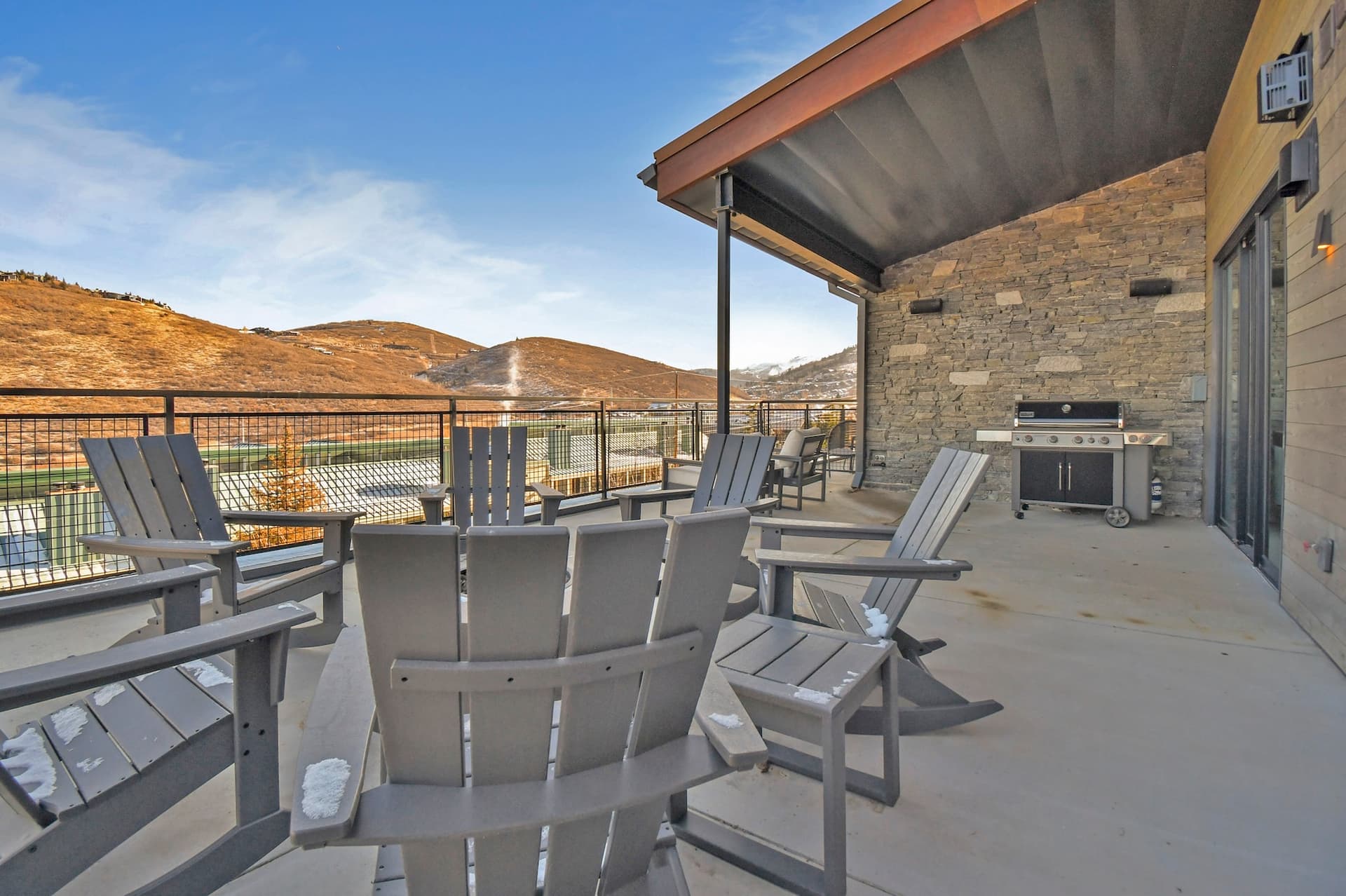 Kings Crown 201C - Image 13