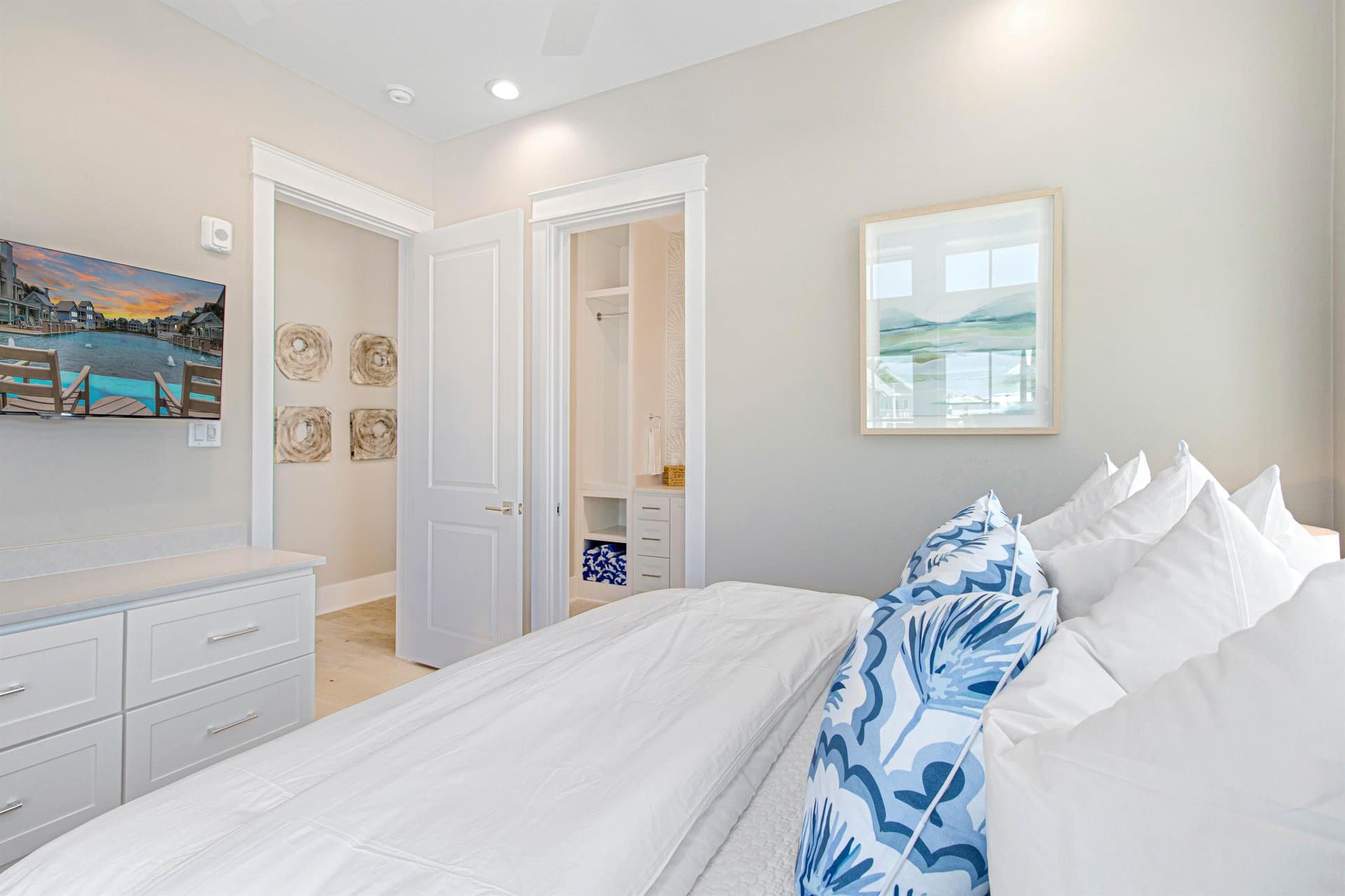 Just Beachy - Image 19