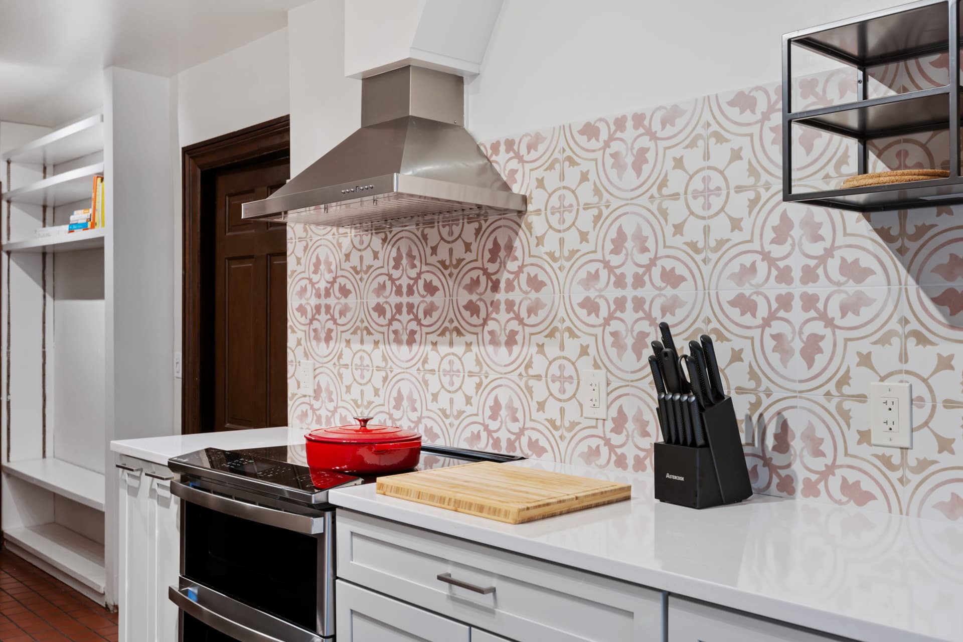 Garden Place - Image 12