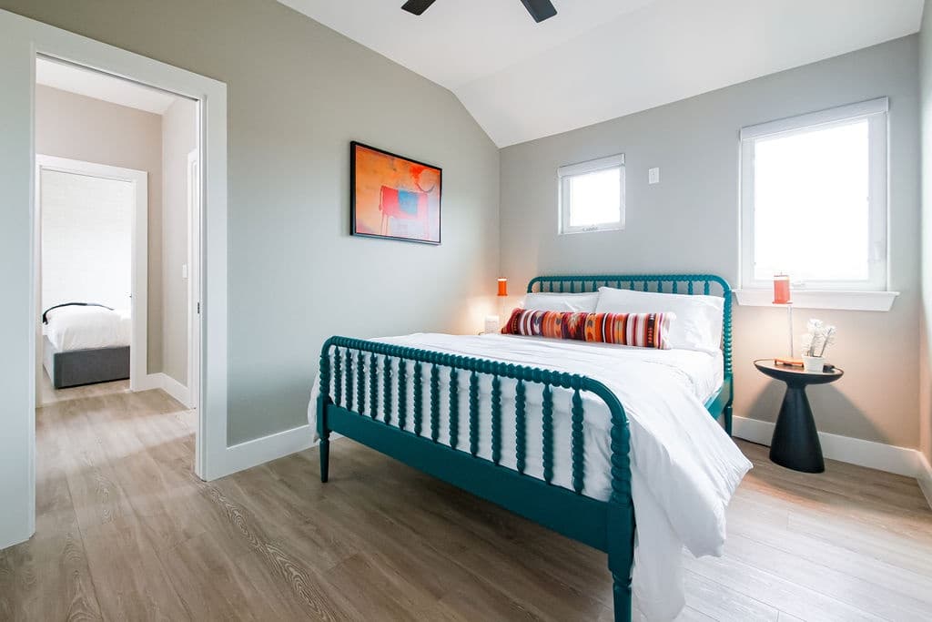 Wish You Were Here Place - Image 19