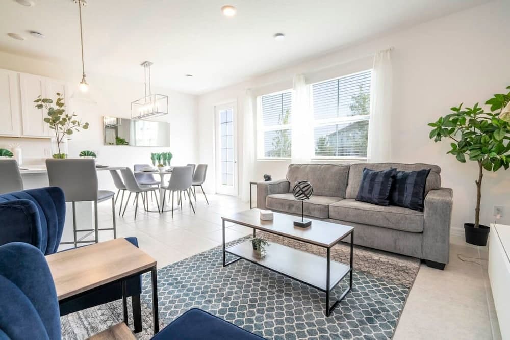 Celebration Grove #1021 - Image 1