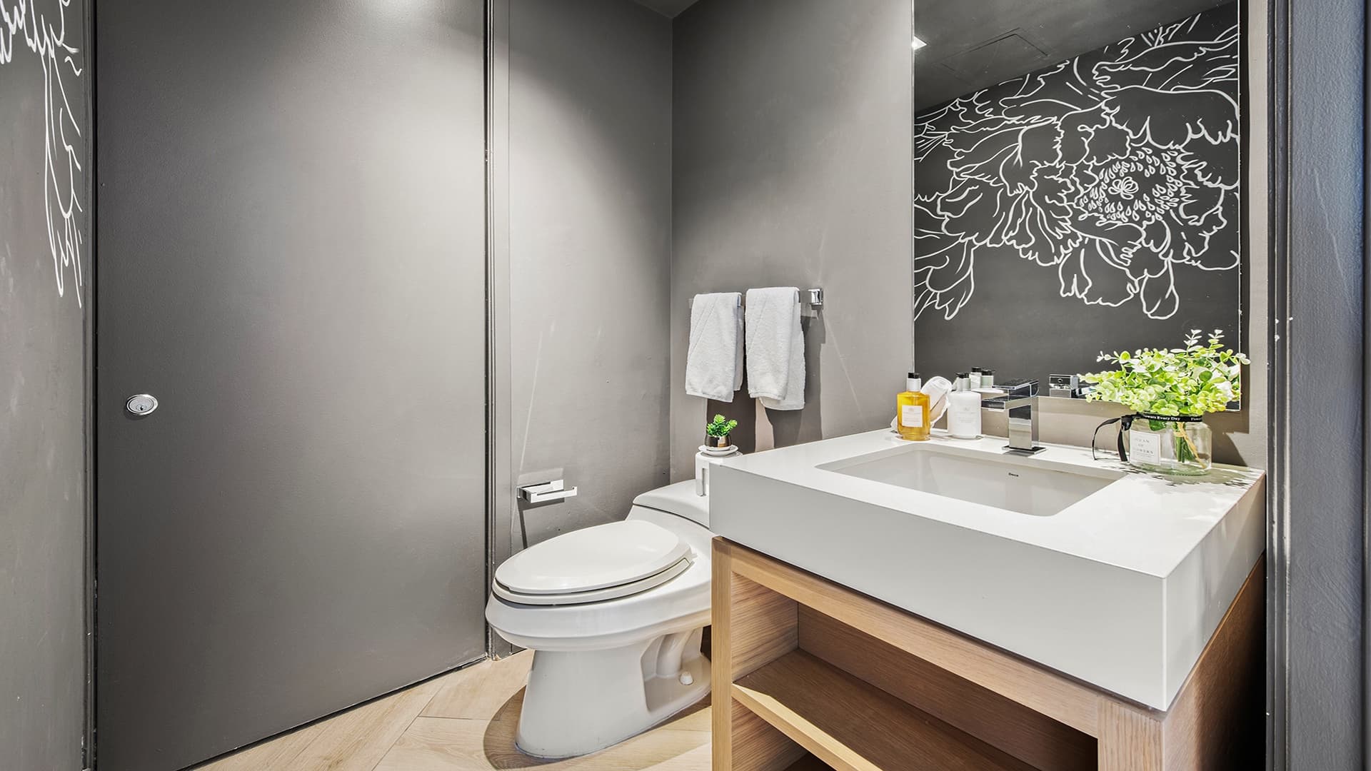 W South Beach Residence #1219 - Image 34