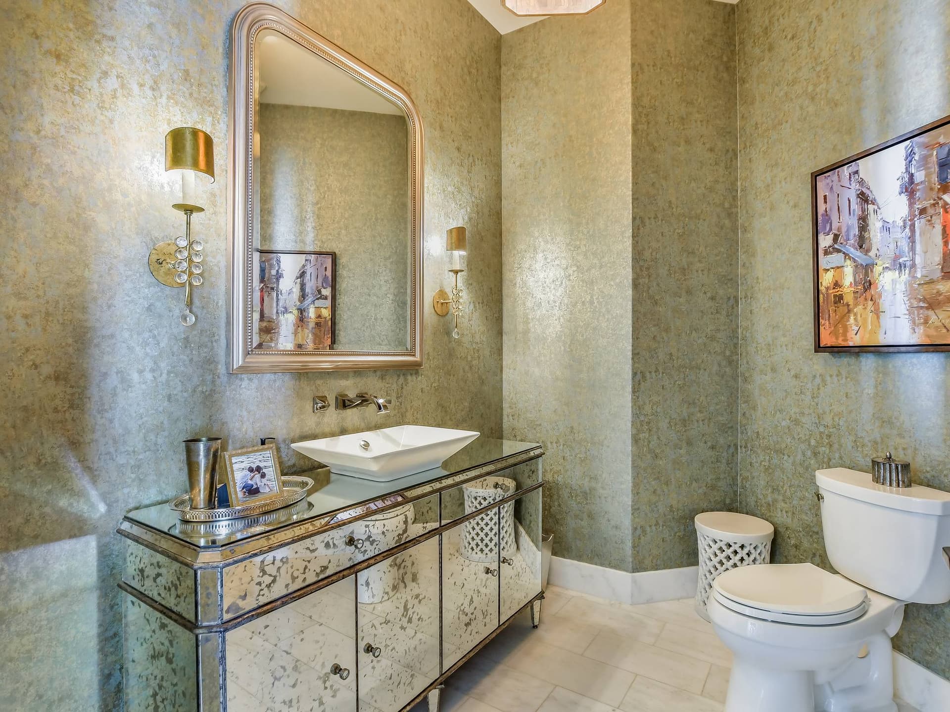 Sapphire on Lake Austin - Image 54