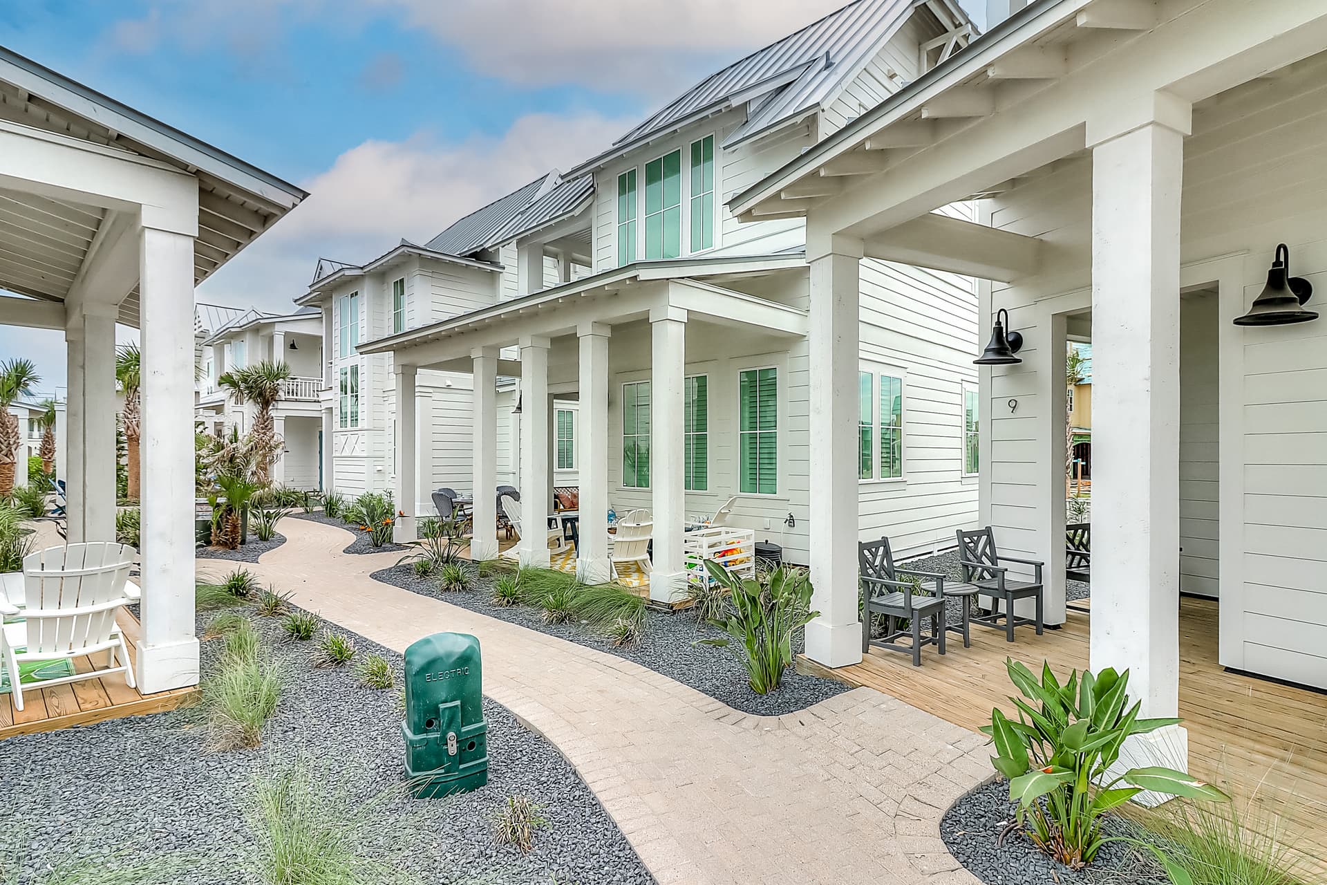 Barefoot Bungalow Home - Image 24