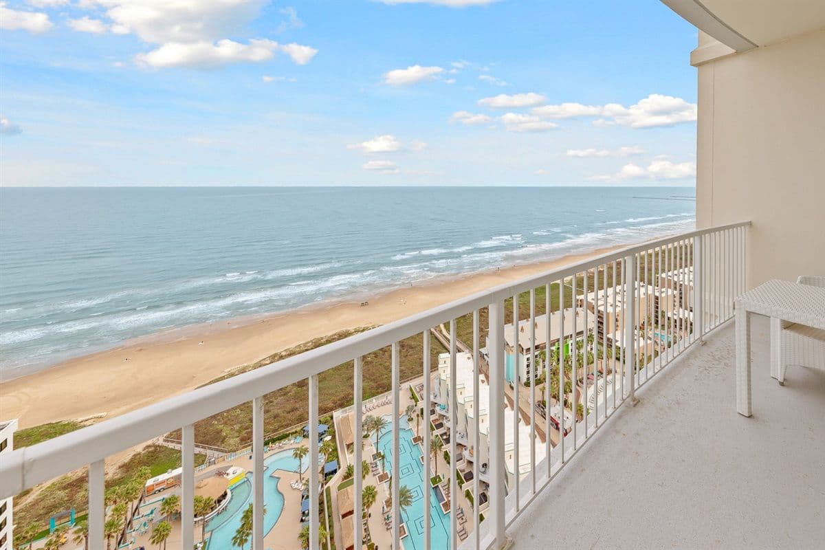 Sapphire Residence - Image 27