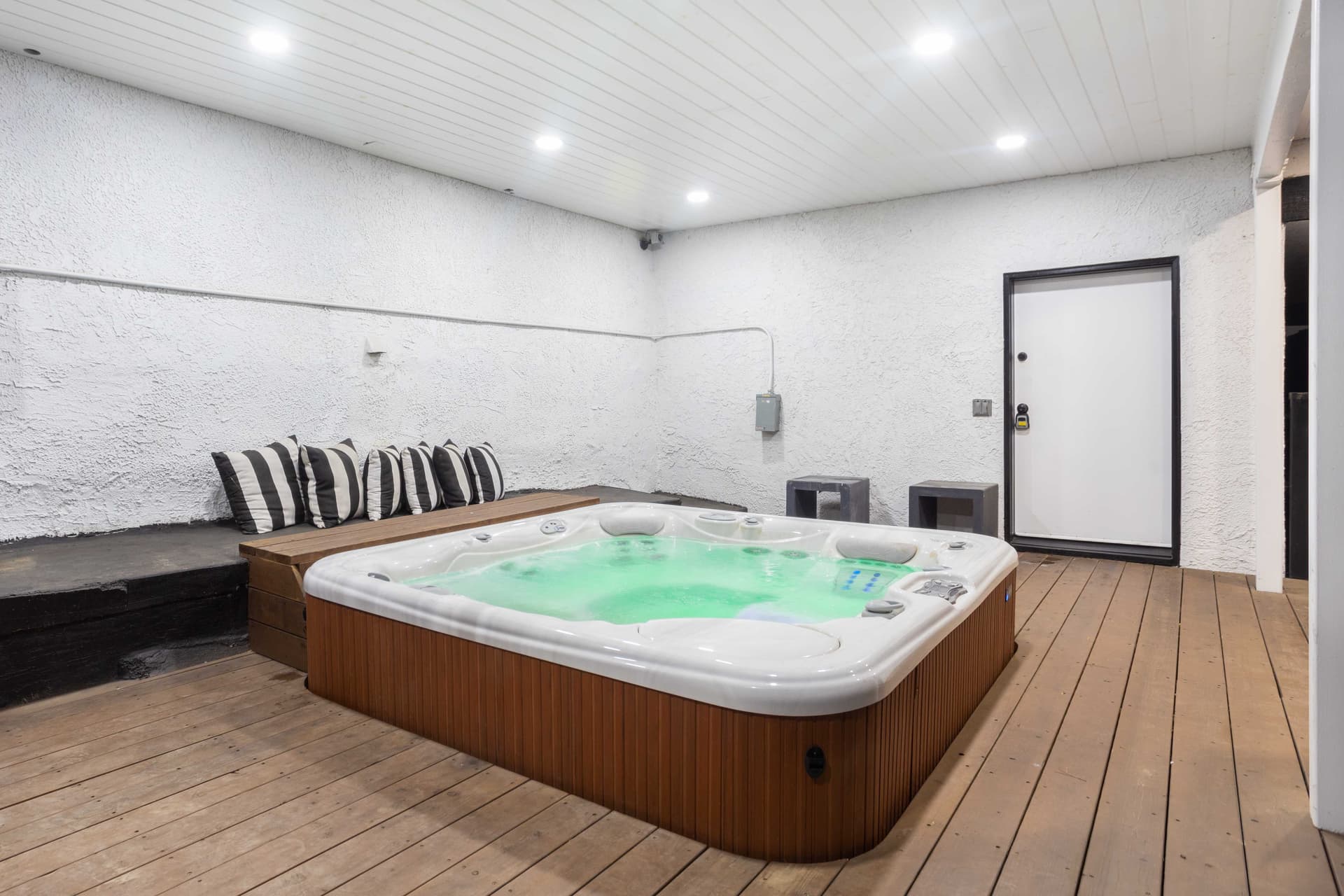 Dona Teresa - Image 41