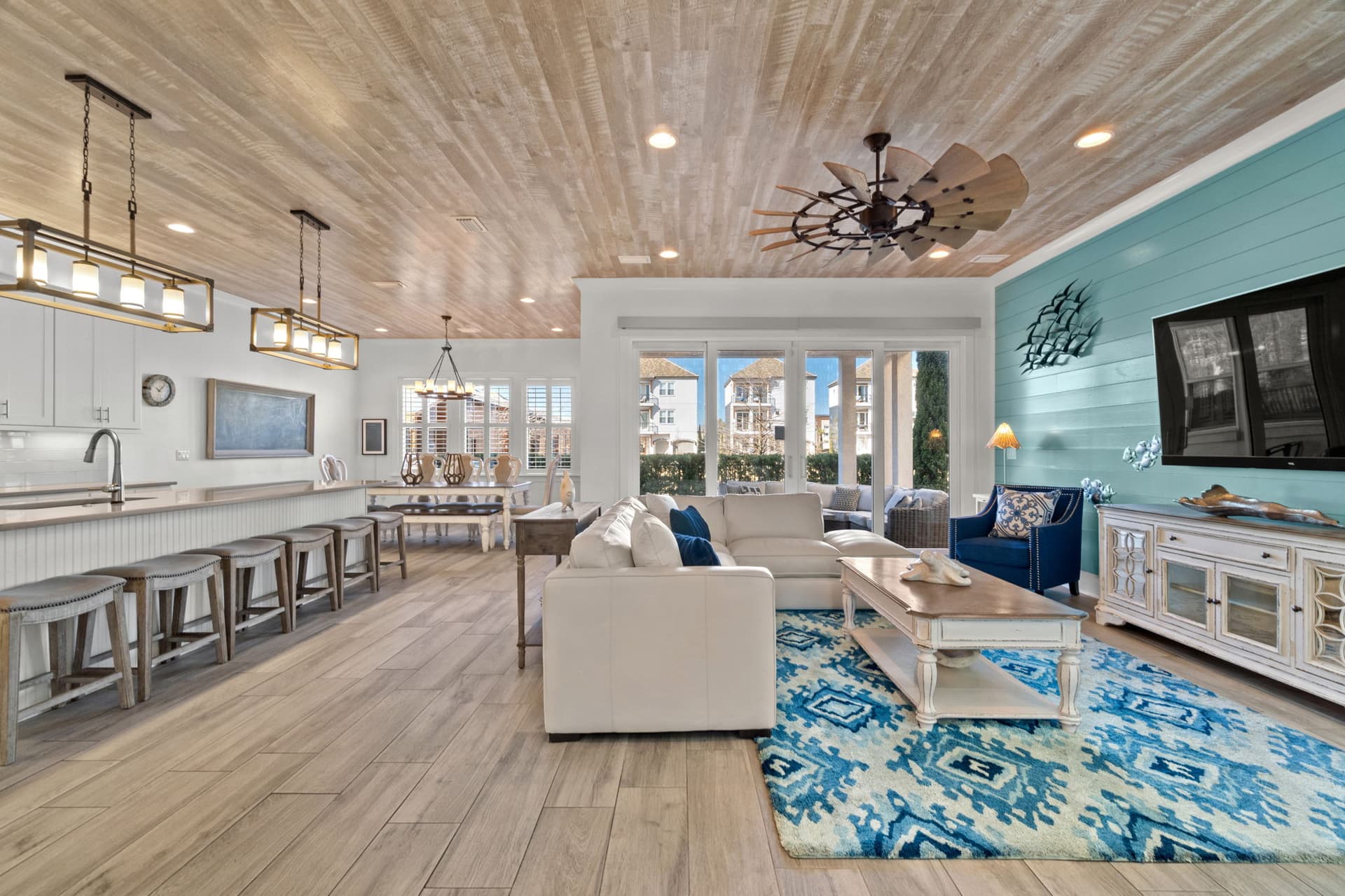 Breezy Manor - Image 6