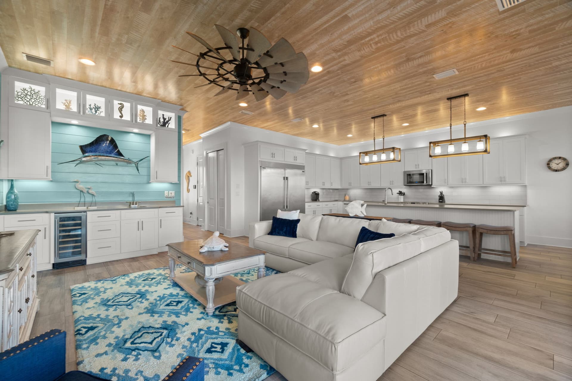 Breezy Manor - Image 10