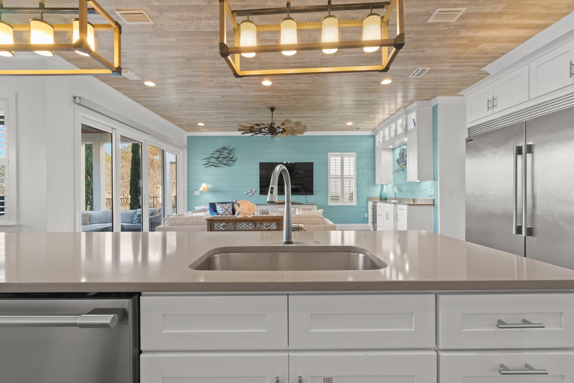 Breezy Manor - Image 13